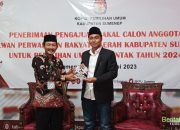 Pimcab PKN Siap Bertarung Dalam Kancah Politik, Daftarkan 50 Bacaleg Ke KPU Sumenep 14 Pimcab PKN Siap Bertarung Dalam Kancah Politik, Daftarkan 50 Bacaleg Ke KPU Sumenep