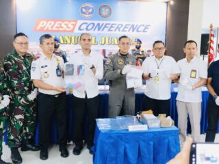 Modal Korset di Perut, Pemuda 21 Tahun Nekat Bawa Ribuan Ekstasi dari Malaysia Lewat Juanda!