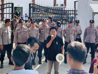 Momentum Hari Jadi Memanas, JASTRA Bongkar Skandal Logistik KPU di Kejari Sumenep